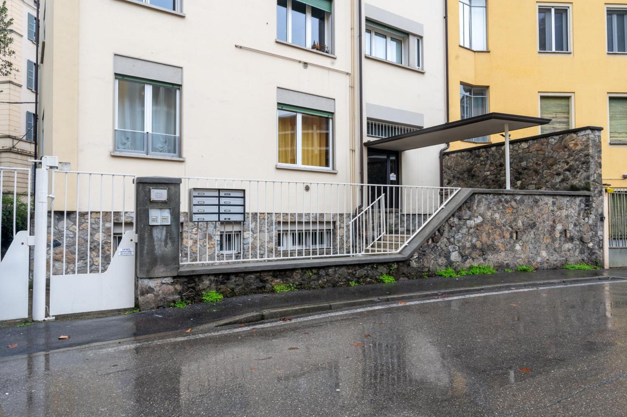 Parma Centro-Stazione Express Apartment Ngoại thất bức ảnh